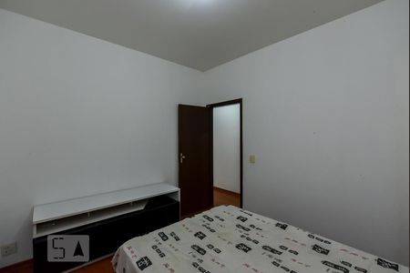 Casa à venda com 320m², 4 quartos e 2 vagasQuarto 3 