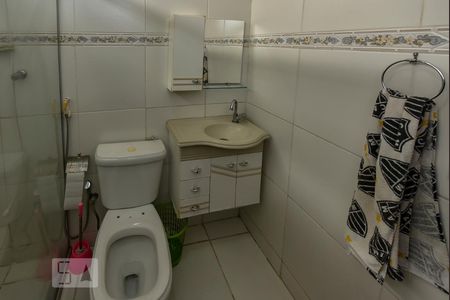 Casa à venda com 320m², 4 quartos e 2 vagasBanheiro Social