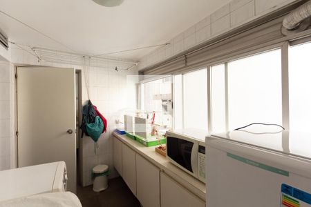 Apartamento à venda com 137m², 3 quartos e 1 vaga Apartamento à venda com 137m², 3 quartos e 1 vagaÁrea de Serviço