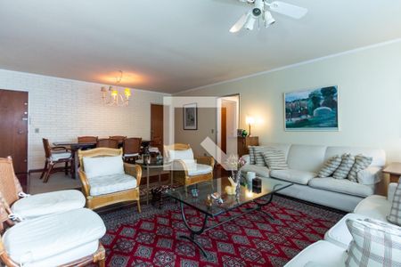 Apartamento à venda com 137m², 3 quartos e 1 vaga Apartamento à venda com 137m², 3 quartos e 1 vagaSala