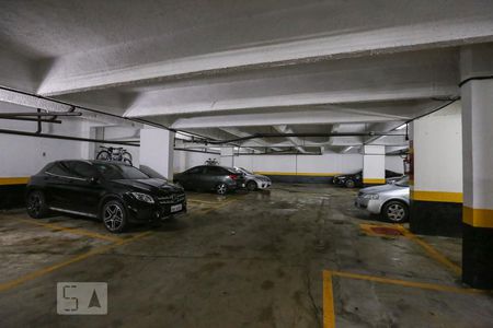 Apartamento à venda com 137m², 3 quartos e 1 vaga Apartamento à venda com 137m², 3 quartos e 1 vagaÁrea comum