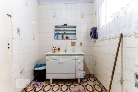 Casa à venda com 200m², 3 quartos e 1 vagaBanheiro