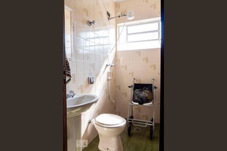 Casa à venda com 160m², 3 quartos e 1 vagaBanheiro da Suíte 1