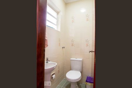 Casa à venda com 160m², 3 quartos e 1 vagaLavabo