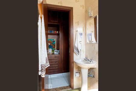 Casa à venda com 160m², 3 quartos e 1 vagaBanheiro da Suíte 1