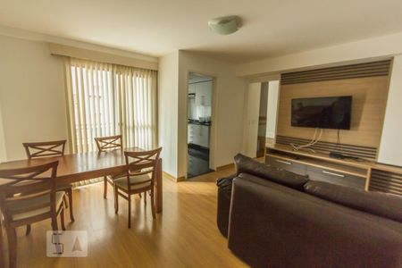 Sala de apartamento para alugar com 1 quarto, 45m² em Taquara, Rio de Janeiro