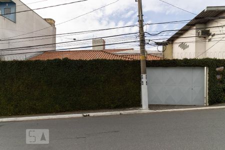Casa para alugar com 80m², 2 quartos e sem vaga Casa para alugar com 80m², 2 quartos e sem vagaFachada