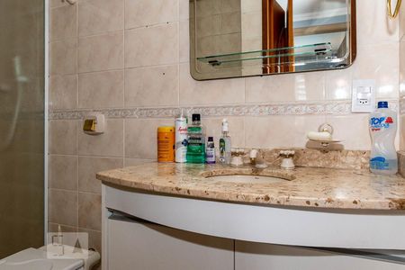 Banheiro de apartamento à venda com 2 quartos, 62m² em Parque Imperial, São Paulo