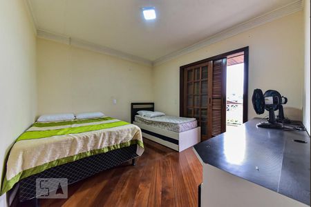 Casa à venda com 335m², 7 quartos e 7 vagas Casa à venda com 335m², 7 quartos e 7 vagasSuíte 2