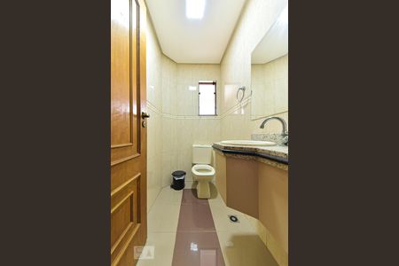 Casa à venda com 335m², 7 quartos e 7 vagas Casa à venda com 335m², 7 quartos e 7 vagasLavabo