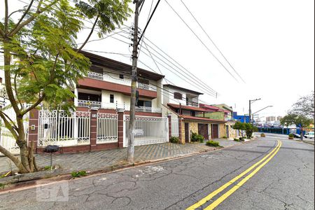 Casa à venda com 335m², 7 quartos e 7 vagas Casa à venda com 335m², 7 quartos e 7 vagasFachada