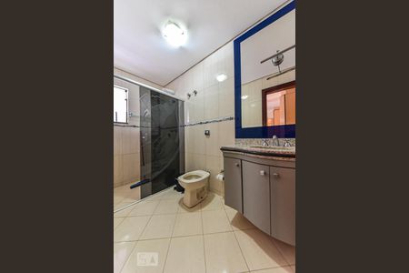 Casa à venda com 335m², 7 quartos e 7 vagas Casa à venda com 335m², 7 quartos e 7 vagasBanheiro da Suíte 4