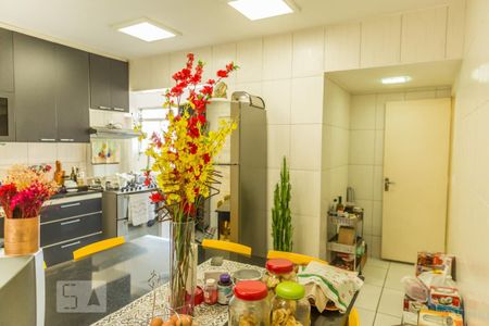 Apartamento à venda com 117m², 3 quartos e 2 vagasCozinha