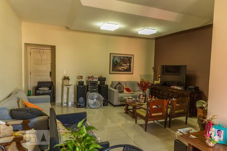 Apartamento à venda com 117m², 3 quartos e 2 vagasSala