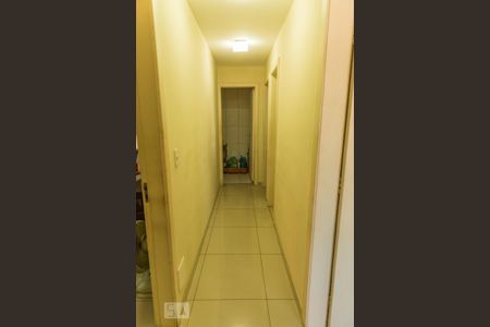 Apartamento à venda com 117m², 3 quartos e 2 vagasCorredor