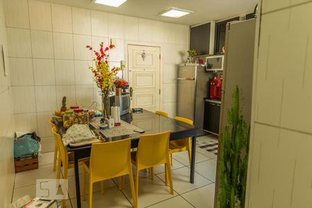Apartamento à venda com 117m², 3 quartos e 2 vagasCozinha
