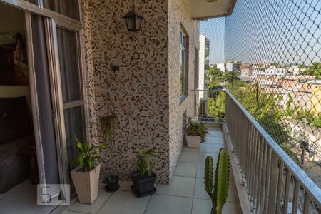 Apartamento à venda com 117m², 3 quartos e 2 vagasVaranda da Sala