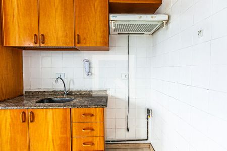 Cozinha de apartamento para alugar com 1 quarto, 38m² em Pompeia, São Paulo