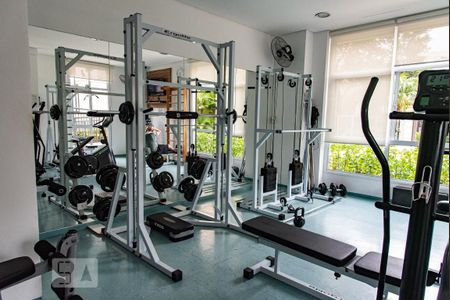 Apartamento à venda com 69m², 2 quartos e 1 vagaAcademia