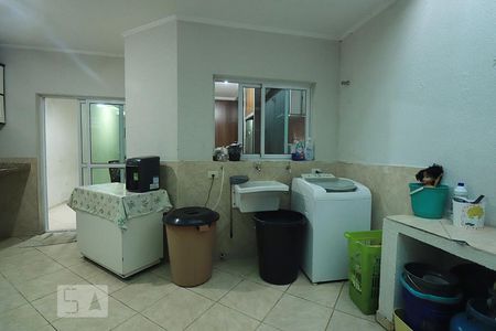 Casa à venda com 130m², 3 quartos e 4 vagasÁrea de Serviço