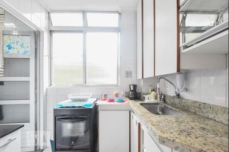 Apartamento para alugar com 85m², 2 quartos e 1 vagaCozinha