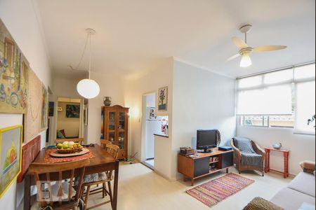 Sala de apartamento à venda com 2 quartos, 85m² em Santo Amaro, São Paulo