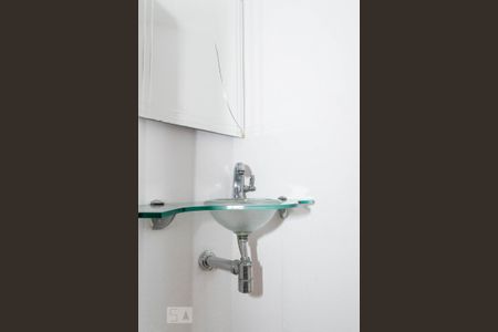 Lavabo de casa para alugar com 3 quartos, 120m² em Vila Santo Estevão, São Paulo
