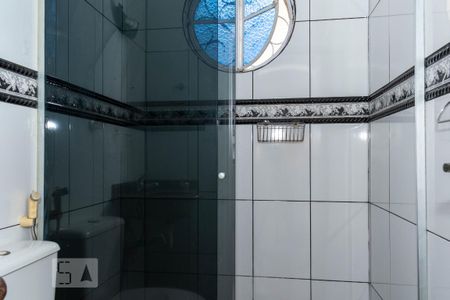 Casa para alugar com 120m², 3 quartos e 2 vagas Casa para alugar com 120m², 3 quartos e 2 vagasBanheiro da Suíte 2