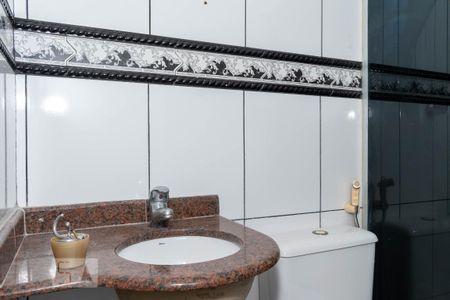 Casa para alugar com 120m², 3 quartos e 2 vagas Casa para alugar com 120m², 3 quartos e 2 vagasBanheiro da Suíte 2