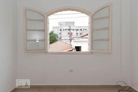 Casa para alugar com 120m², 3 quartos e 2 vagas Casa para alugar com 120m², 3 quartos e 2 vagasQuarto 2 - Suíte