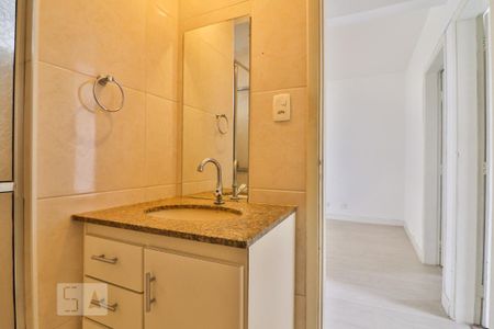 Apartamento para alugar com 62m², 2 quartos e 1 vaga Apartamento para alugar com 62m², 2 quartos e 1 vagaBanheiro