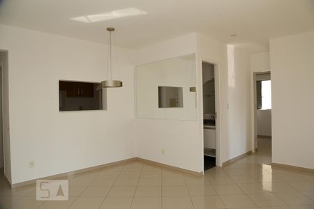 Sala de apartamento para alugar com 2 quartos, 65m² em Jardim Londrina, São Paulo