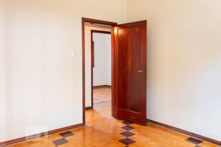 Casa à venda com 288m², 4 quartos e 2 vagas Casa à venda com 288m², 4 quartos e 2 vagasQuarto 3