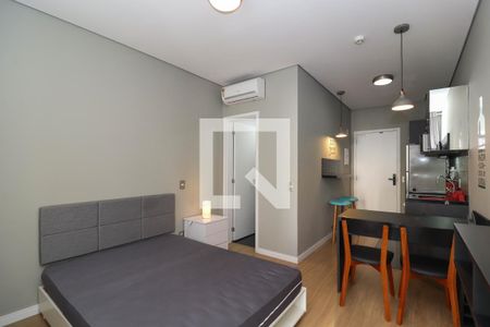 Sala/Quarto de kitnet/studio à venda com 1 quarto, 27m² em Pinheiros, São Paulo