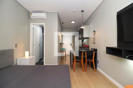 Sala/Quarto de kitnet/studio à venda com 1 quarto, 27m² em Pinheiros, São Paulo