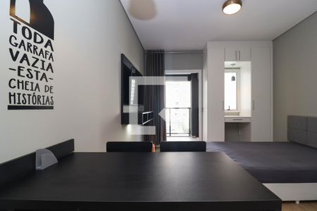 Sala/Quarto de kitnet/studio à venda com 1 quarto, 27m² em Pinheiros, São Paulo