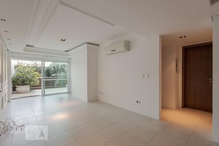 Sala de apartamento para alugar com 1 quarto, 115m² em Auxiliadora, Porto Alegre