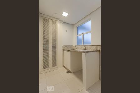 Apartamento à venda com 115m², 1 quarto e 1 vaga Apartamento à venda com 115m², 1 quarto e 1 vagaÁrea de Serviço