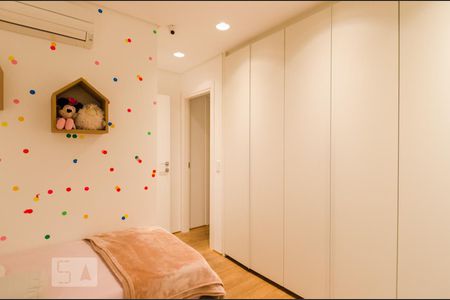 Apartamento à venda com 170m², 3 quartos e 3 vagas Apartamento à venda com 170m², 3 quartos e 3 vagasQuarto da suíte 1