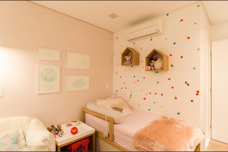 Apartamento à venda com 170m², 3 quartos e 3 vagas Apartamento à venda com 170m², 3 quartos e 3 vagasQuarto da suíte 1