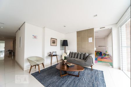 Apartamento à venda com 170m², 3 quartos e 3 vagas Apartamento à venda com 170m², 3 quartos e 3 vagasÁrea comum