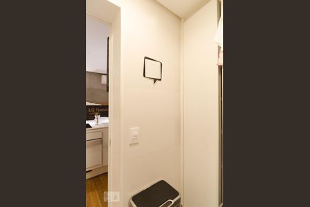 Apartamento à venda com 170m², 3 quartos e 3 vagas Apartamento à venda com 170m², 3 quartos e 3 vagasÁrea de serviço