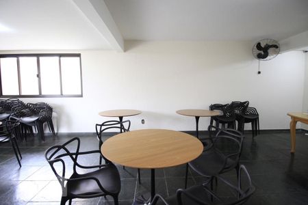 Apartamento para alugar com 44m², 1 quarto e sem vagaÁrea comum - Salão de festas