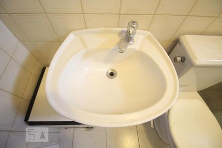 Apartamento para alugar com 44m², 1 quarto e sem vagaBanheiro