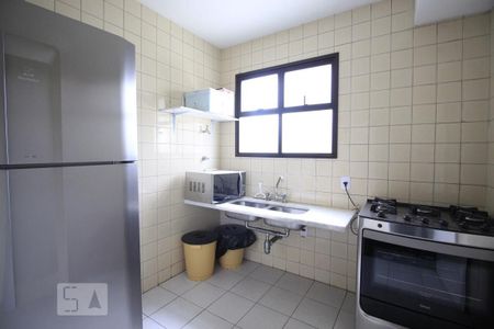 Apartamento para alugar com 44m², 1 quarto e sem vagaÁrea comum - Salão de festas