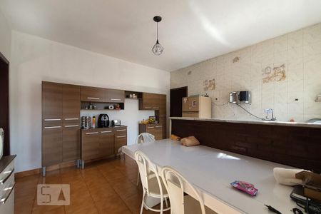 Casa à venda com 240m², 3 quartos e 5 vagasCozinha