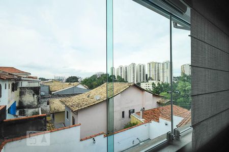 Vista de casa para alugar com 2 quartos, 250m² em Parque Monte Alegre, Taboão da Serra