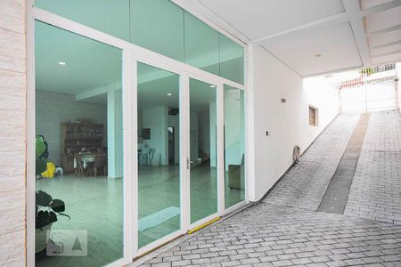 Casa à venda com 250m², 2 quartos e 3 vagas Casa à venda com 250m², 2 quartos e 3 vagasGaragem