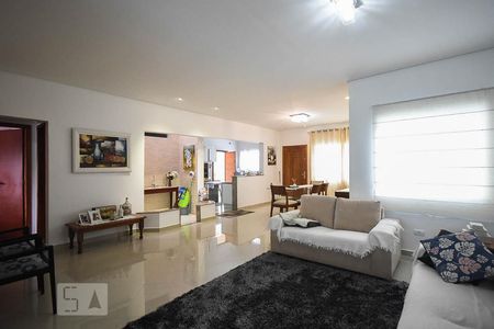Sala de casa para alugar com 2 quartos, 250m² em Parque Monte Alegre, Taboão da Serra