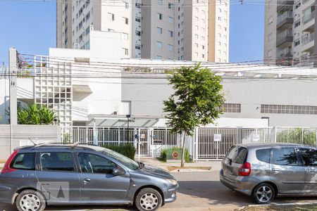 Apartamento para alugar com 58m², 2 quartos e 1 vaga Apartamento para alugar com 58m², 2 quartos e 1 vagaFachada